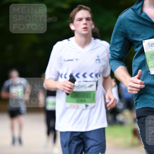 31.08.2025 - 21. Blankeneser Heldenlauf Dr. Thomas Lammeyer http://msf.ph/oto/8636018 31.08.2025 10:42:05 Laufen 5064 meine-sportfotos.de