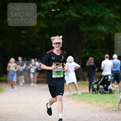 31.08.2025 - 21. Blankeneser Heldenlauf Dr. Thomas Lammeyer http://msf.ph/oto/8636033 31.08.2025 10:42:12 Laufen 32, 3162 meine-sportfotos.de