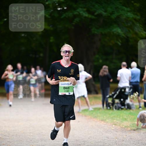 31.08.2025 - 21. Blankeneser Heldenlauf Dr. Thomas Lammeyer http://msf.ph/oto/8636034 31.08.2025 10:42:12 Laufen 32, 3162 meine-sportfotos.de