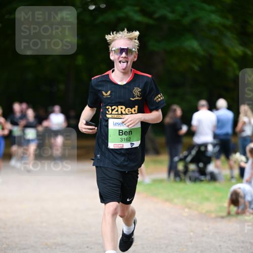 31.08.2025 - 21. Blankeneser Heldenlauf Dr. Thomas Lammeyer http://msf.ph/oto/8636041 31.08.2025 10:42:13 Laufen 32, 3162 meine-sportfotos.de