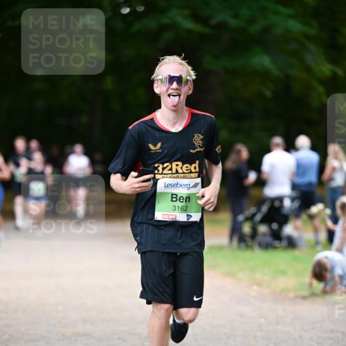 31.08.2025 - 21. Blankeneser Heldenlauf Dr. Thomas Lammeyer http://msf.ph/oto/8636042 31.08.2025 10:42:13 Laufen 32, 3162 meine-sportfotos.de