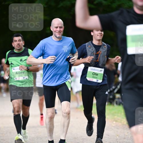 31.08.2025 - 21. Blankeneser Heldenlauf Dr. Thomas Lammeyer http://msf.ph/oto/8636096 31.08.2025 10:42:27 Laufen 3435, 2015, 2, 8, 3664 meine-sportfotos.de