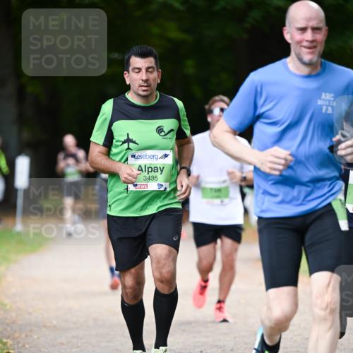 31.08.2025 - 21. Blankeneser Heldenlauf Dr. Thomas Lammeyer http://msf.ph/oto/8636100 31.08.2025 10:42:28 Laufen 3435 meine-sportfotos.de