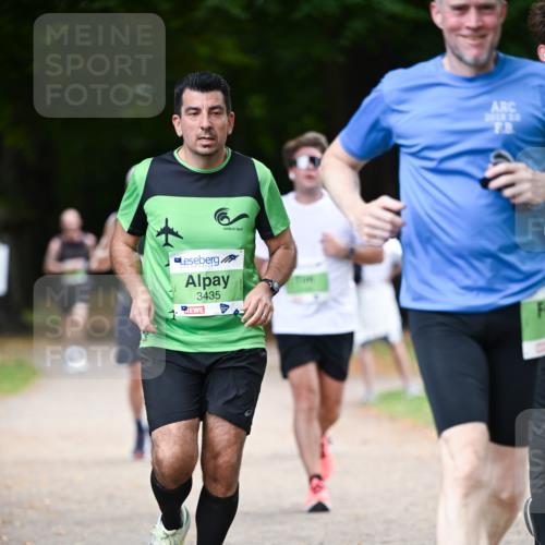 31.08.2025 - 21. Blankeneser Heldenlauf Dr. Thomas Lammeyer http://msf.ph/oto/8636102 31.08.2025 10:42:28 Laufen 3435, 2013, 30 meine-sportfotos.de