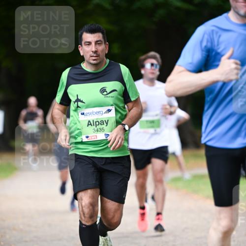 31.08.2025 - 21. Blankeneser Heldenlauf Dr. Thomas Lammeyer http://msf.ph/oto/8636104 31.08.2025 10:42:28 Laufen 3435 meine-sportfotos.de
