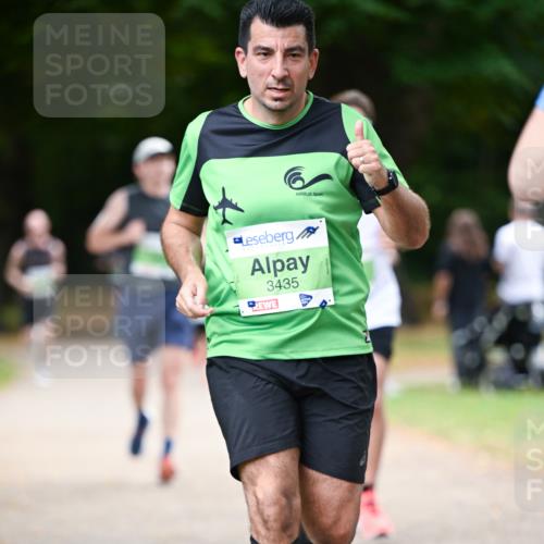 31.08.2025 - 21. Blankeneser Heldenlauf Dr. Thomas Lammeyer http://msf.ph/oto/8636109 31.08.2025 10:42:29 Laufen 6, 3435 meine-sportfotos.de