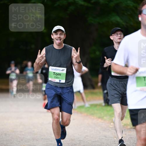 31.08.2025 - 21. Blankeneser Heldenlauf Dr. Thomas Lammeyer http://msf.ph/oto/8636118 31.08.2025 10:42:31 Laufen 3364 meine-sportfotos.de