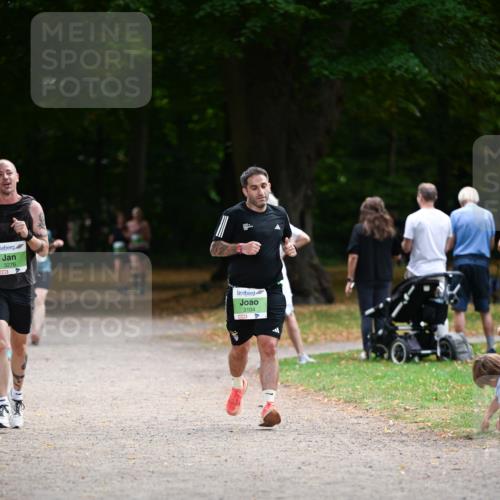 31.08.2025 - 21. Blankeneser Heldenlauf Dr. Thomas Lammeyer http://msf.ph/oto/8636127 31.08.2025 10:42:33 Laufen 3276, 3104, 4 meine-sportfotos.de