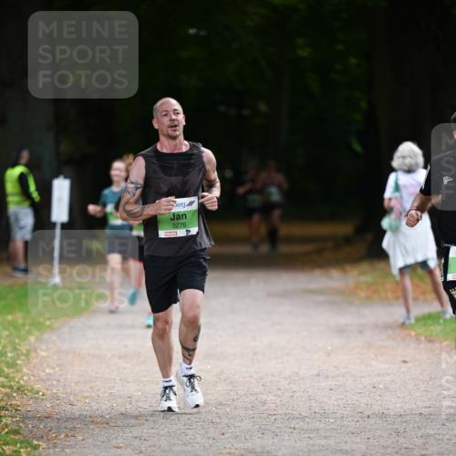 31.08.2025 - 21. Blankeneser Heldenlauf Dr. Thomas Lammeyer http://msf.ph/oto/8636129 31.08.2025 10:42:34 Laufen 3276 meine-sportfotos.de