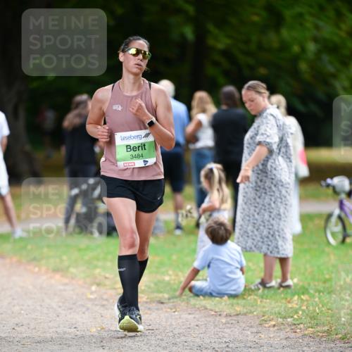 31.08.2025 - 21. Blankeneser Heldenlauf Dr. Thomas Lammeyer http://msf.ph/oto/8636166 31.08.2025 10:42:50 Laufen 3484 meine-sportfotos.de