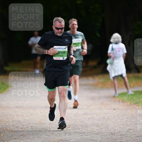 31.08.2025 - 21. Blankeneser Heldenlauf Dr. Thomas Lammeyer http://msf.ph/oto/8636180 31.08.2025 10:42:58 Laufen 3428 meine-sportfotos.de