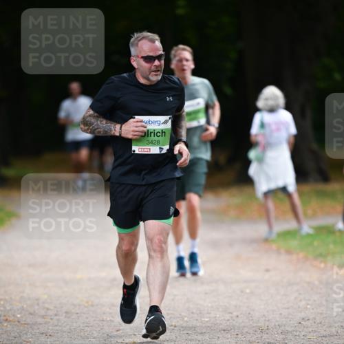 31.08.2025 - 21. Blankeneser Heldenlauf Dr. Thomas Lammeyer http://msf.ph/oto/8636185 31.08.2025 10:42:59 Laufen 3428 meine-sportfotos.de