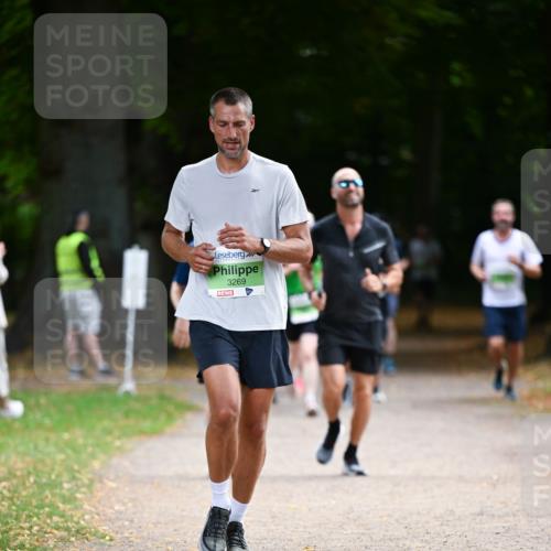 31.08.2025 - 21. Blankeneser Heldenlauf Dr. Thomas Lammeyer http://msf.ph/oto/8636205 31.08.2025 10:43:08 Laufen 3269 meine-sportfotos.de