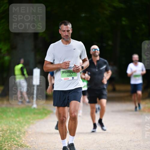 31.08.2025 - 21. Blankeneser Heldenlauf Dr. Thomas Lammeyer http://msf.ph/oto/8636208 31.08.2025 10:43:09 Laufen 3269 meine-sportfotos.de