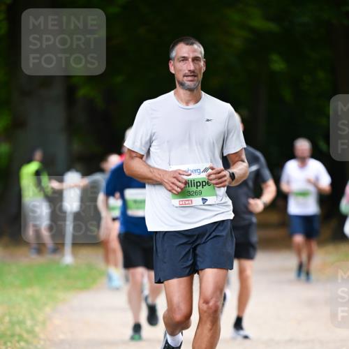 31.08.2025 - 21. Blankeneser Heldenlauf Dr. Thomas Lammeyer http://msf.ph/oto/8636216 31.08.2025 10:43:10 Laufen 3269 meine-sportfotos.de