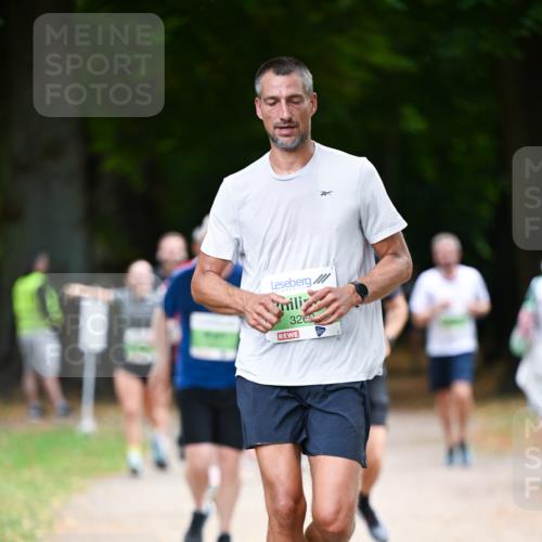 31.08.2025 - 21. Blankeneser Heldenlauf Dr. Thomas Lammeyer http://msf.ph/oto/8636219 31.08.2025 10:43:10 Laufen 326 meine-sportfotos.de