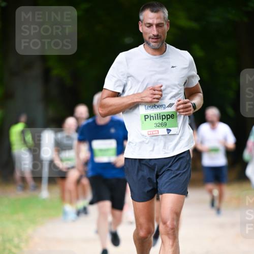 31.08.2025 - 21. Blankeneser Heldenlauf Dr. Thomas Lammeyer http://msf.ph/oto/8636221 31.08.2025 10:43:10 Laufen 3269 meine-sportfotos.de