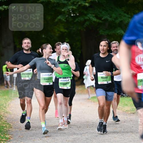 31.08.2025 - 21. Blankeneser Heldenlauf Dr. Thomas Lammeyer http://msf.ph/oto/8636248 31.08.2025 10:43:16 Laufen 3318, 3691, 3714, 3330 meine-sportfotos.de