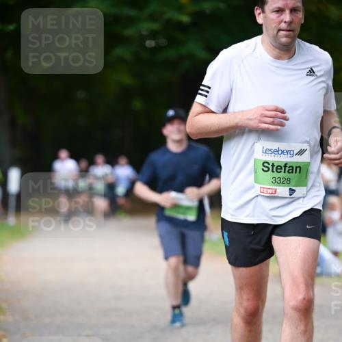 31.08.2025 - 21. Blankeneser Heldenlauf Dr. Thomas Lammeyer http://msf.ph/oto/8636272 31.08.2025 10:43:20 Laufen 3328 meine-sportfotos.de