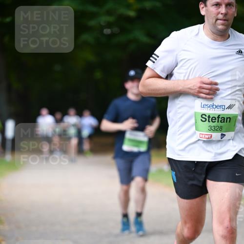 31.08.2025 - 21. Blankeneser Heldenlauf Dr. Thomas Lammeyer http://msf.ph/oto/8636273 31.08.2025 10:43:20 Laufen 3328 meine-sportfotos.de