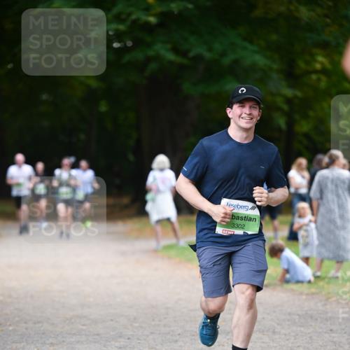 31.08.2025 - 21. Blankeneser Heldenlauf Dr. Thomas Lammeyer http://msf.ph/oto/8636276 31.08.2025 10:43:21 Laufen 3302 meine-sportfotos.de