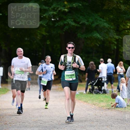 31.08.2025 - 21. Blankeneser Heldenlauf Dr. Thomas Lammeyer http://msf.ph/oto/8636289 31.08.2025 10:43:29 Laufen 3644, 3406 meine-sportfotos.de