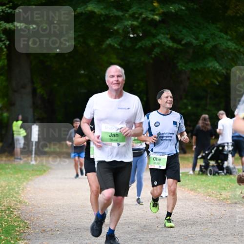 31.08.2025 - 21. Blankeneser Heldenlauf Dr. Thomas Lammeyer http://msf.ph/oto/8636300 31.08.2025 10:43:31 Laufen 5, 3644, 3136 meine-sportfotos.de