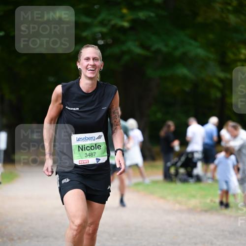 31.08.2025 - 21. Blankeneser Heldenlauf Dr. Thomas Lammeyer http://msf.ph/oto/8636355 31.08.2025 10:43:43 Laufen 3487 meine-sportfotos.de