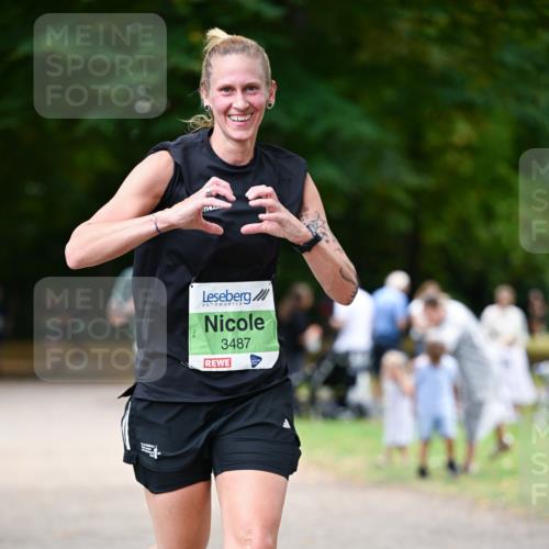 31.08.2025 - 21. Blankeneser Heldenlauf Dr. Thomas Lammeyer http://msf.ph/oto/8636359 31.08.2025 10:43:43 Laufen 3487 meine-sportfotos.de