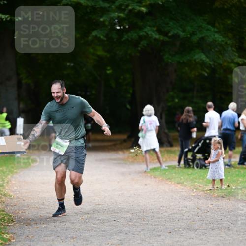 31.08.2025 - 21. Blankeneser Heldenlauf Dr. Thomas Lammeyer http://msf.ph/oto/8636364 31.08.2025 10:43:44 Laufen 3679 meine-sportfotos.de