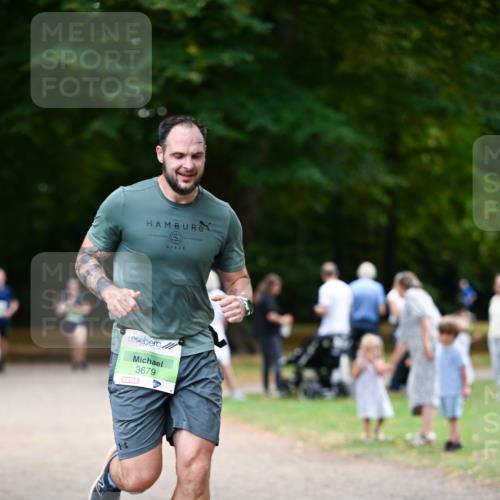 31.08.2025 - 21. Blankeneser Heldenlauf Dr. Thomas Lammeyer http://msf.ph/oto/8636371 31.08.2025 10:43:46 Laufen 3679 meine-sportfotos.de