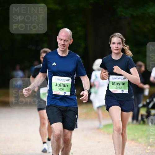 31.08.2025 - 21. Blankeneser Heldenlauf Dr. Thomas Lammeyer http://msf.ph/oto/8636385 31.08.2025 10:43:56 Laufen 3051, 3052 meine-sportfotos.de