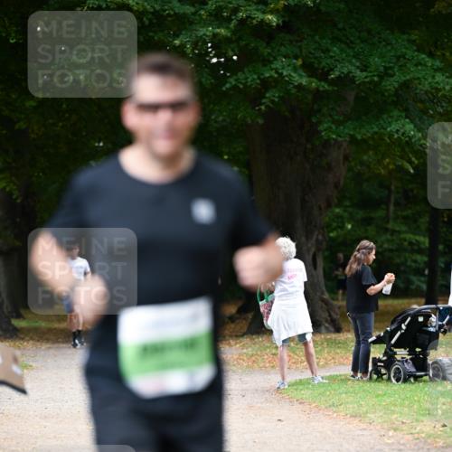 31.08.2025 - 21. Blankeneser Heldenlauf Dr. Thomas Lammeyer http://msf.ph/oto/8636400 31.08.2025 10:44:00 Laufen  meine-sportfotos.de