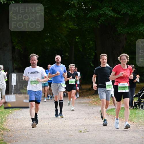 31.08.2025 - 21. Blankeneser Heldenlauf Dr. Thomas Lammeyer http://msf.ph/oto/8636410 31.08.2025 10:44:07 Laufen 3439, 3119, 3118 meine-sportfotos.de
