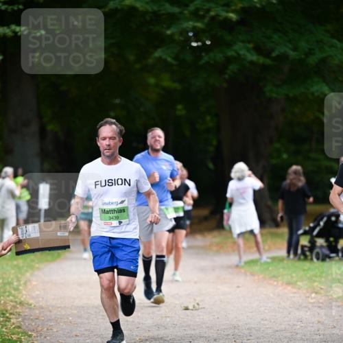 31.08.2025 - 21. Blankeneser Heldenlauf Dr. Thomas Lammeyer http://msf.ph/oto/8636416 31.08.2025 10:44:10 Laufen 3439 meine-sportfotos.de