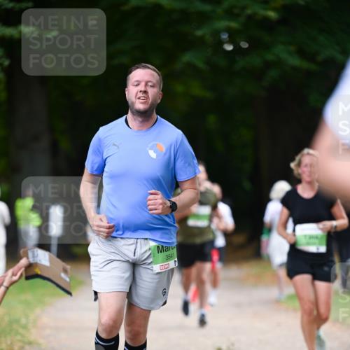 31.08.2025 - 21. Blankeneser Heldenlauf Dr. Thomas Lammeyer http://msf.ph/oto/8636432 31.08.2025 10:44:13 Laufen 3541 meine-sportfotos.de