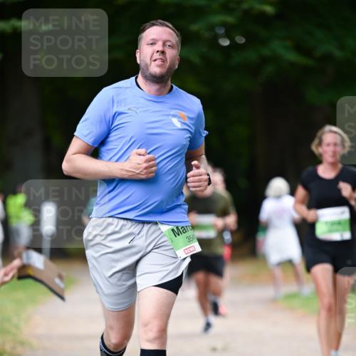 31.08.2025 - 21. Blankeneser Heldenlauf Dr. Thomas Lammeyer http://msf.ph/oto/8636436 31.08.2025 10:44:13 Laufen 3541 meine-sportfotos.de