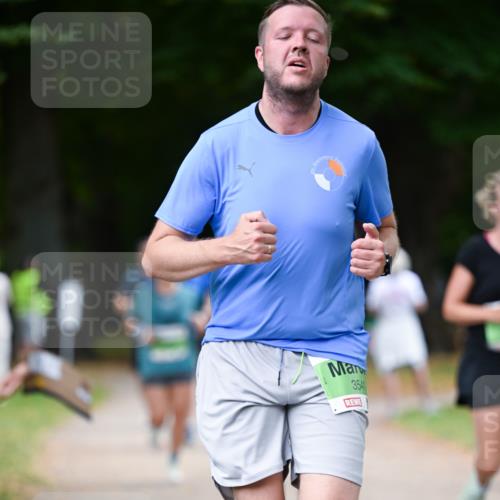 31.08.2025 - 21. Blankeneser Heldenlauf Dr. Thomas Lammeyer http://msf.ph/oto/8636440 31.08.2025 10:44:14 Laufen 3541 meine-sportfotos.de