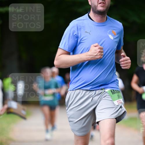 31.08.2025 - 21. Blankeneser Heldenlauf Dr. Thomas Lammeyer http://msf.ph/oto/8636441 31.08.2025 10:44:14 Laufen 3541 meine-sportfotos.de