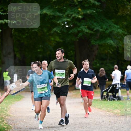 31.08.2025 - 21. Blankeneser Heldenlauf Dr. Thomas Lammeyer http://msf.ph/oto/8636451 31.08.2025 10:44:16 Laufen 3379, 3380 meine-sportfotos.de