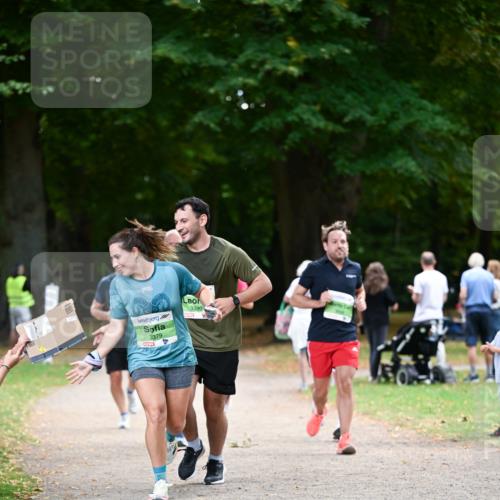 31.08.2025 - 21. Blankeneser Heldenlauf Dr. Thomas Lammeyer http://msf.ph/oto/8636453 31.08.2025 10:44:16 Laufen 3380, 3379 meine-sportfotos.de