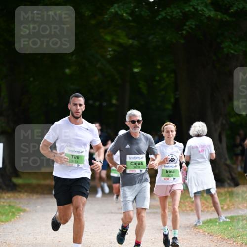 31.08.2025 - 21. Blankeneser Heldenlauf Dr. Thomas Lammeyer http://msf.ph/oto/8636518 31.08.2025 10:44:30 Laufen 3174, 3638, 3326 meine-sportfotos.de