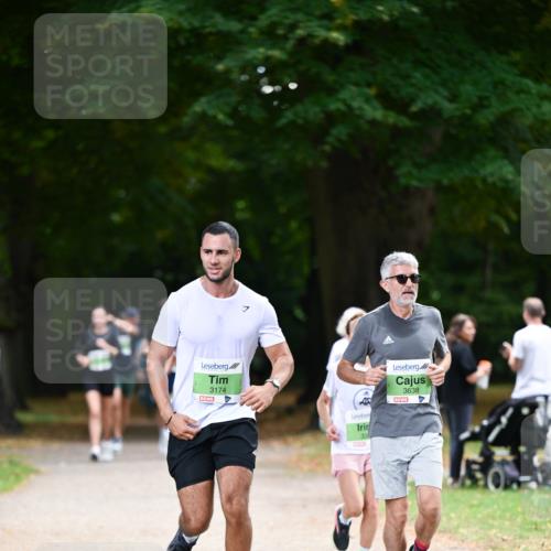 31.08.2025 - 21. Blankeneser Heldenlauf Dr. Thomas Lammeyer http://msf.ph/oto/8636528 31.08.2025 10:44:32 Laufen 3174, 33, 3638 meine-sportfotos.de