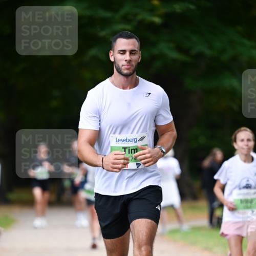 31.08.2025 - 21. Blankeneser Heldenlauf Dr. Thomas Lammeyer http://msf.ph/oto/8636543 31.08.2025 10:44:34 Laufen 7, 74 meine-sportfotos.de