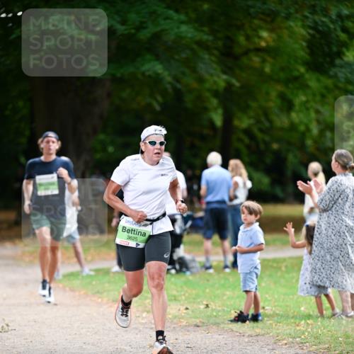 31.08.2025 - 21. Blankeneser Heldenlauf Dr. Thomas Lammeyer http://msf.ph/oto/8636553 31.08.2025 10:44:37 Laufen 3625 meine-sportfotos.de