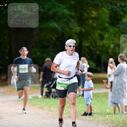 31.08.2025 - 21. Blankeneser Heldenlauf Dr. Thomas Lammeyer http://msf.ph/oto/8636556 31.08.2025 10:44:38 Laufen 3625 meine-sportfotos.de