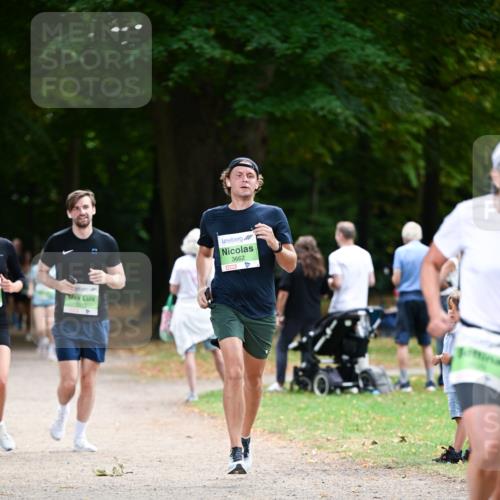 31.08.2025 - 21. Blankeneser Heldenlauf Dr. Thomas Lammeyer http://msf.ph/oto/8636557 31.08.2025 10:44:39 Laufen 3112, 3662 meine-sportfotos.de