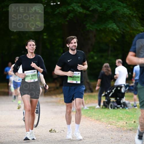 31.08.2025 - 21. Blankeneser Heldenlauf Dr. Thomas Lammeyer http://msf.ph/oto/8636568 31.08.2025 10:44:41 Laufen 3113, 3112 meine-sportfotos.de