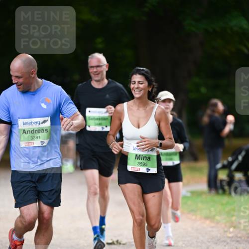31.08.2025 - 21. Blankeneser Heldenlauf Dr. Thomas Lammeyer http://msf.ph/oto/8636637 31.08.2025 10:44:54 Laufen 3381, 3595 meine-sportfotos.de