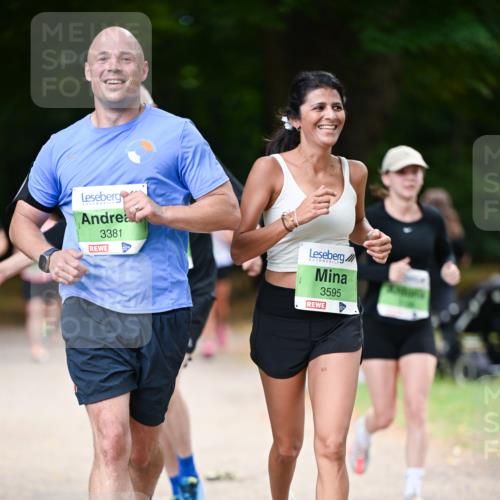 31.08.2025 - 21. Blankeneser Heldenlauf Dr. Thomas Lammeyer http://msf.ph/oto/8636642 31.08.2025 10:44:55 Laufen 3381, 3595 meine-sportfotos.de